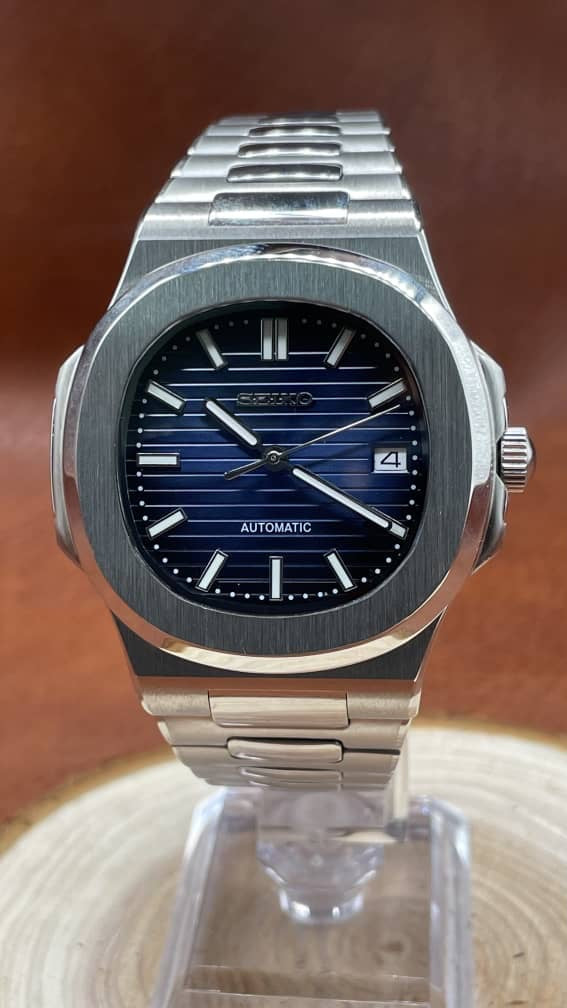 Nautilus Dark Blue