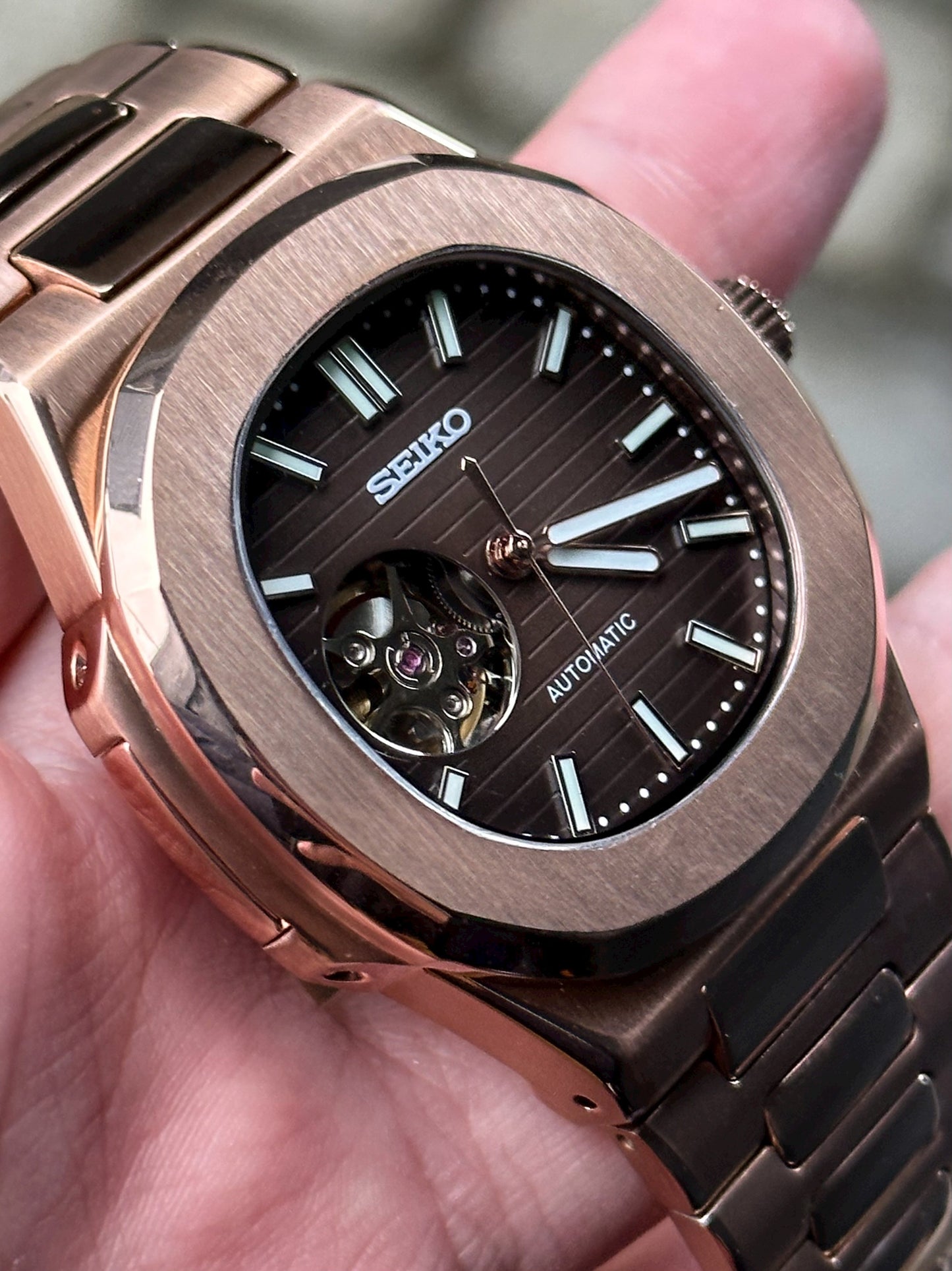 Nautilus Rose Gold Black